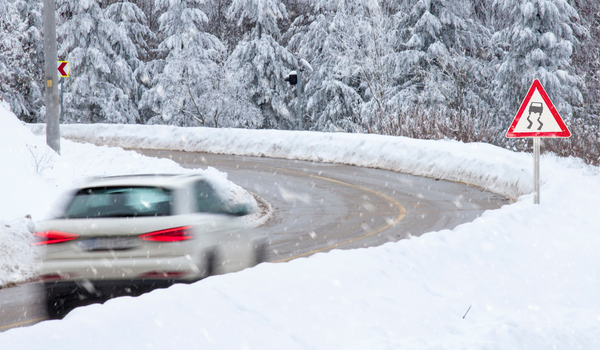 Conselhos para conduzir em segurança durante o inverno